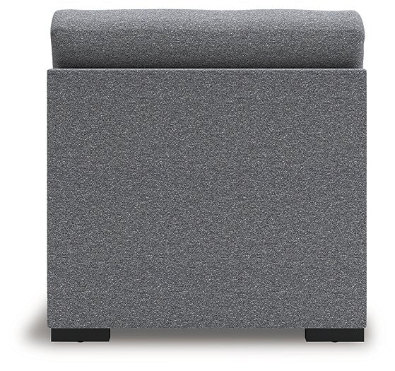 Bealton Sectional with Chaise