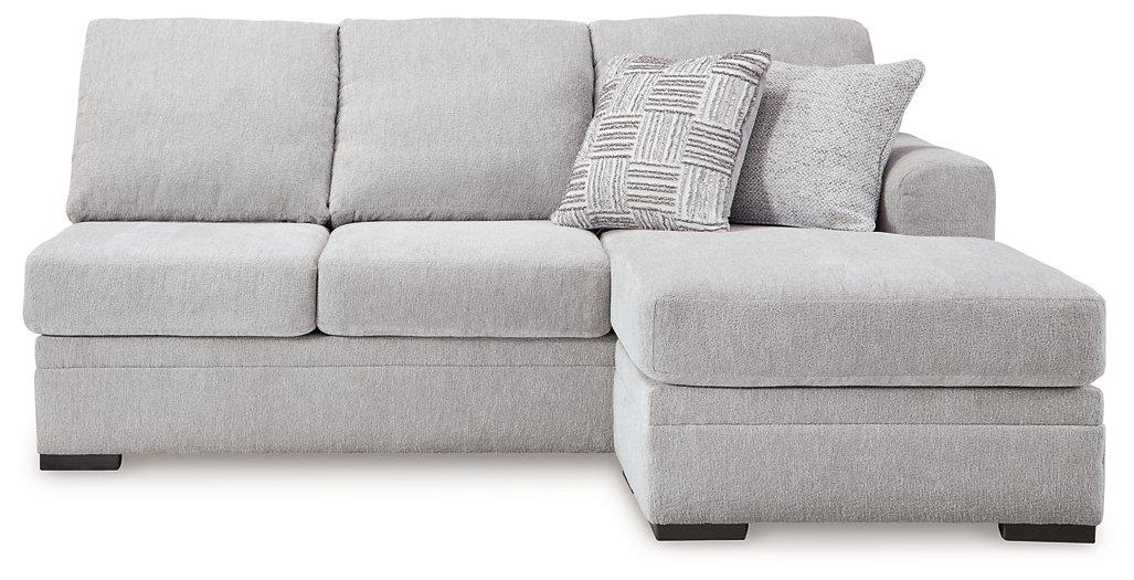 Gabyleigh Sectional with Chaise