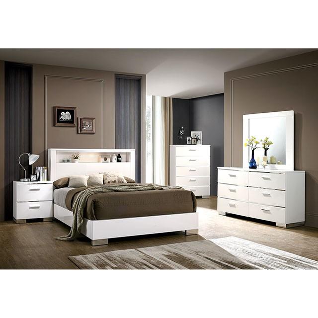 Malte White Dresser